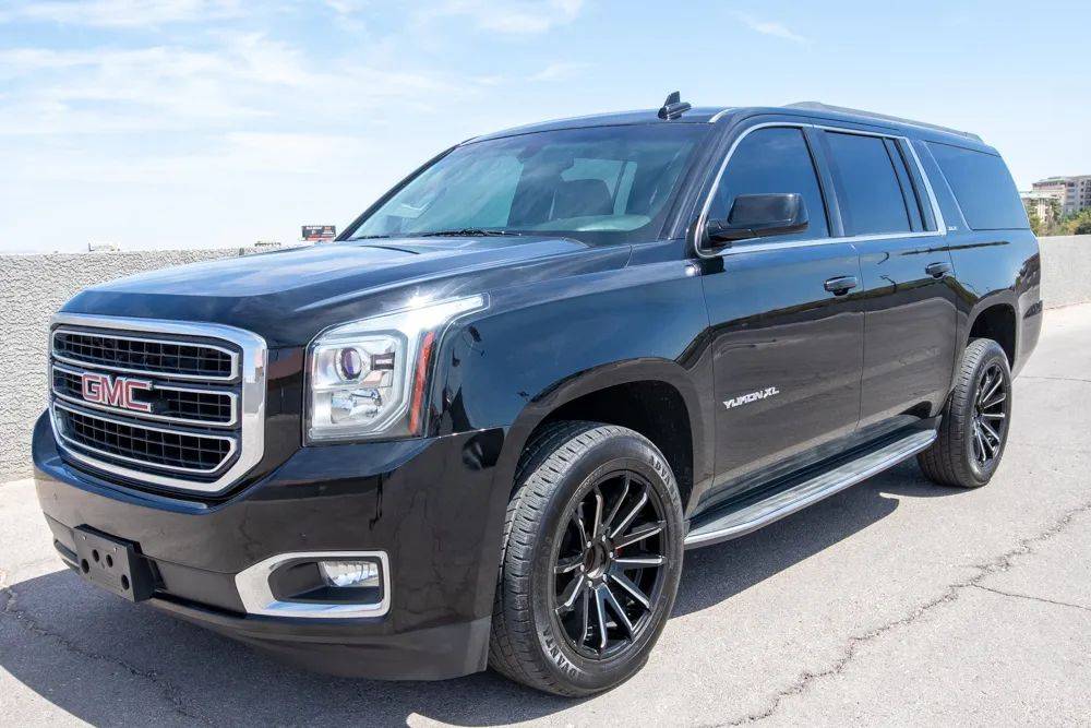 2016 GMC Yukon SLE — SUV — 124,836 mi — Las Vegas, NV