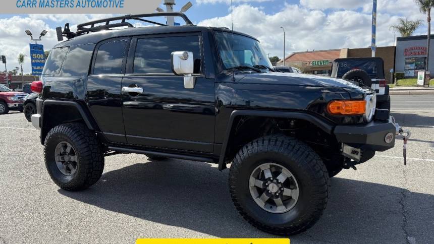 2007 Toyota FJ Cruiser Base — SUV — 210,060 mi — Santa Ana, CA