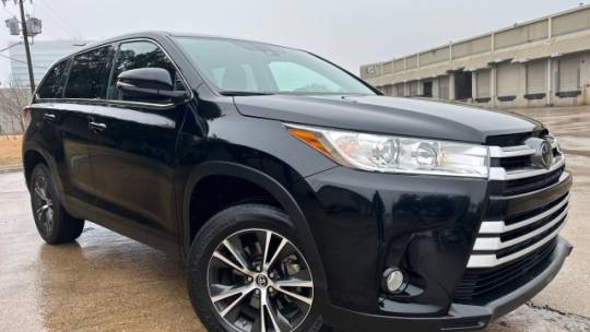 2019 Toyota Highlander LE Plus — SUV — 110,453 mi — Farmers Branch, TX