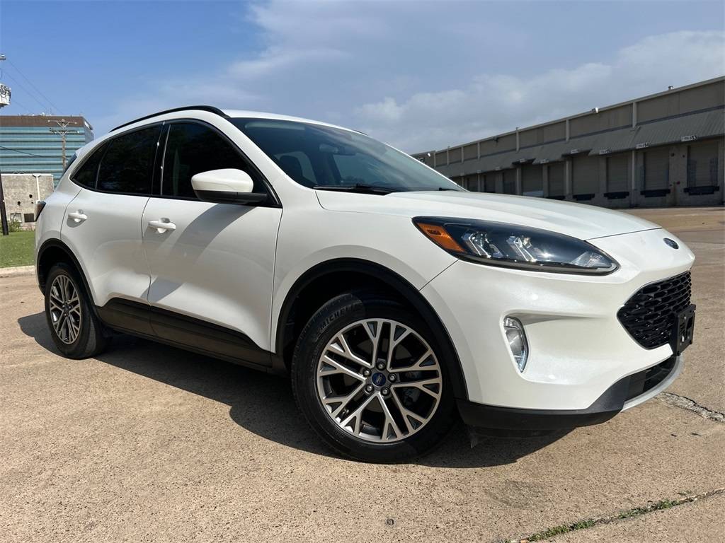 2020 Ford Escape SEL — SUV — 30,985 mi — Farmers Branch, TX
