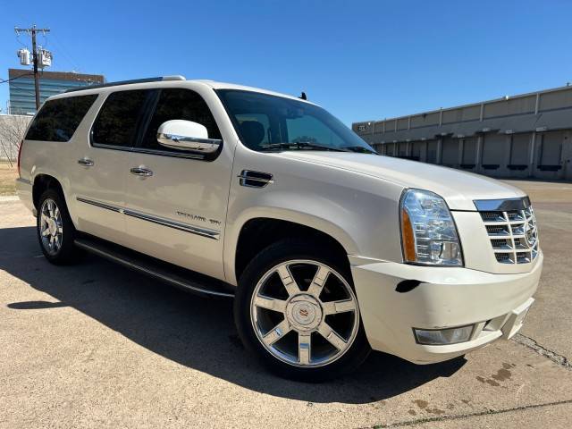 2012 Cadillac Escalade Luxury — SUV — 158,283 mi — Farmers Branch, TX
