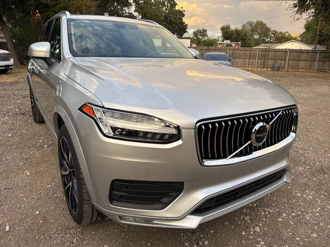 2022 Volvo XC90 Momentum — SUV — 58,346 mi — Austin, TX