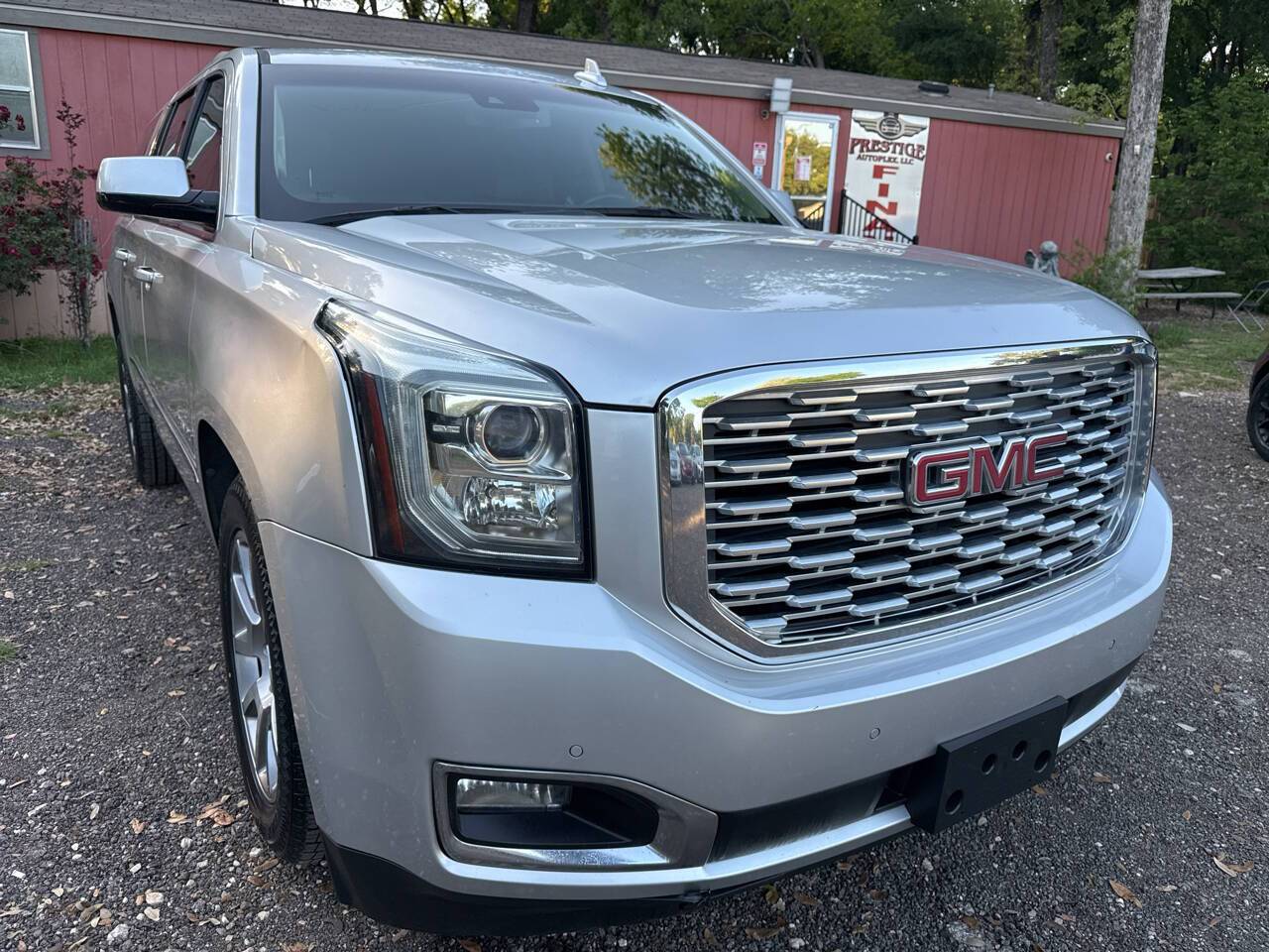 2018 GMC Yukon Denali — SUV — 160,876 mi — Austin, TX
