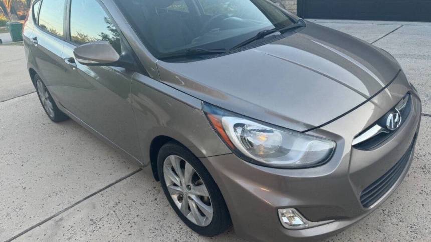 2013 Hyundai Accent SE — Hatchback — 85,811 mi — Austin, TX