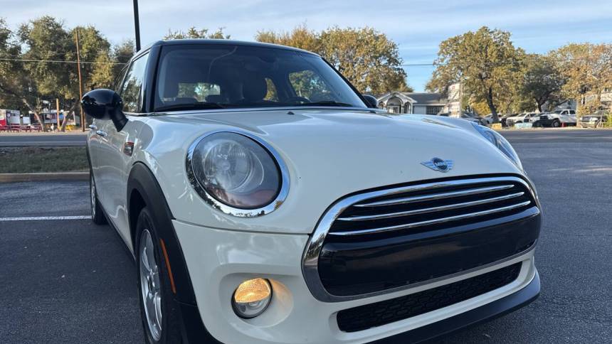 2016 MINI Hardtop Cooper — Hatchback — 80,105 mi — Austin, TX