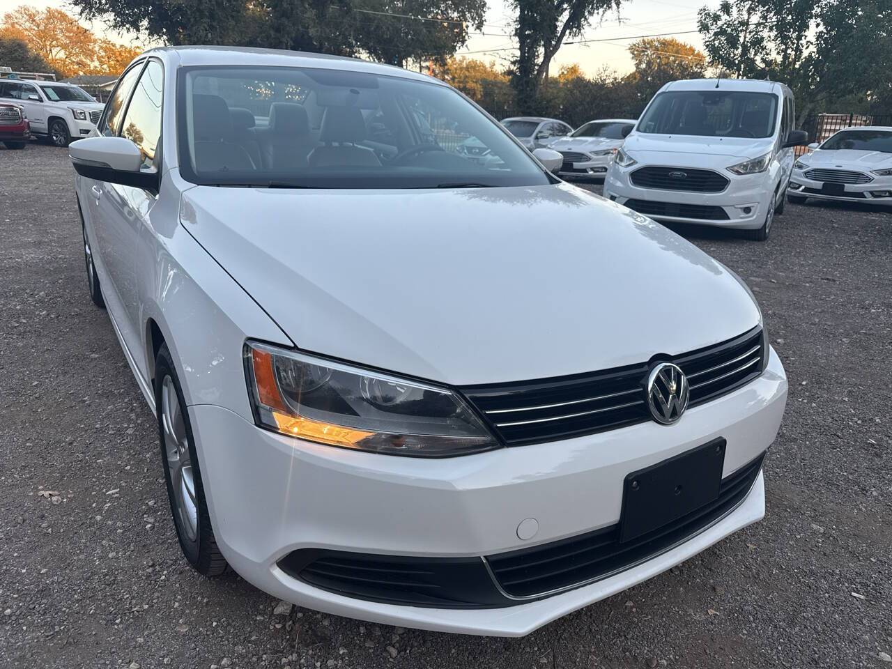 2014 Volkswagen Jetta 1.8T SE — Sedan — 121,989 mi — Austin, TX