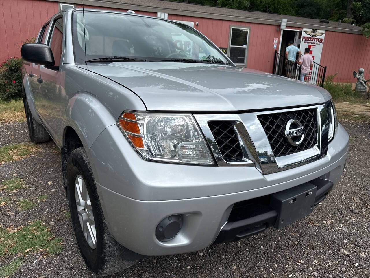 2017 Nissan Frontier SV V6 — Pickup Truck — 95,332 mi — Austin, TX