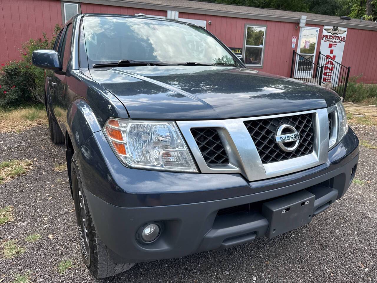 2019 Nissan Frontier PRO-4X — Pickup Truck — 152,942 mi — Austin, TX