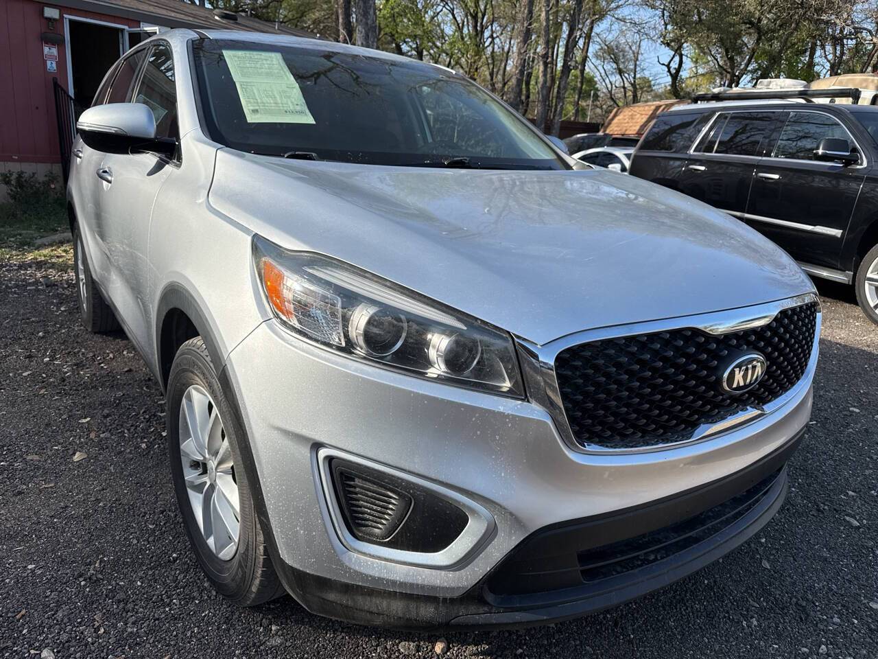 2018 Kia Sorento L — SUV — 100,600 mi — Austin, TX