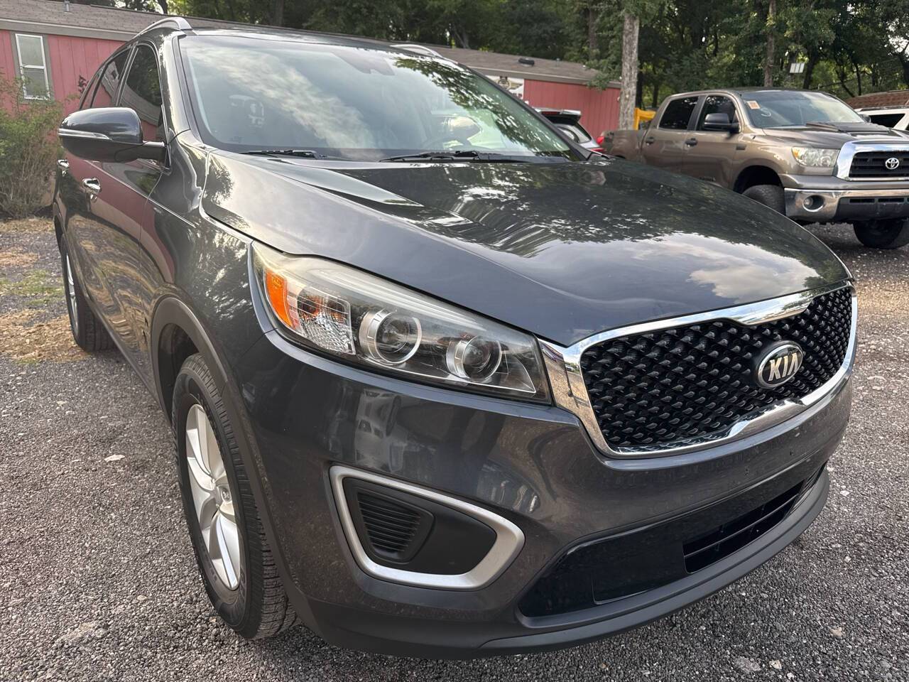 2017 Kia Sorento LX — SUV — 110,753 mi — Austin, TX