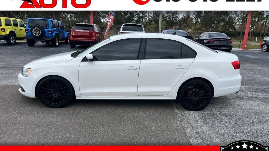 2012 Volkswagen Jetta SE — Sedan — 82,639 mi — Apollo Beach, FL
