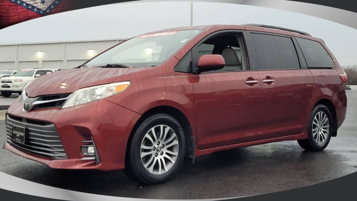2019 Toyota Sienna XLE — Minivan — 93,460 mi — Searcy, AR