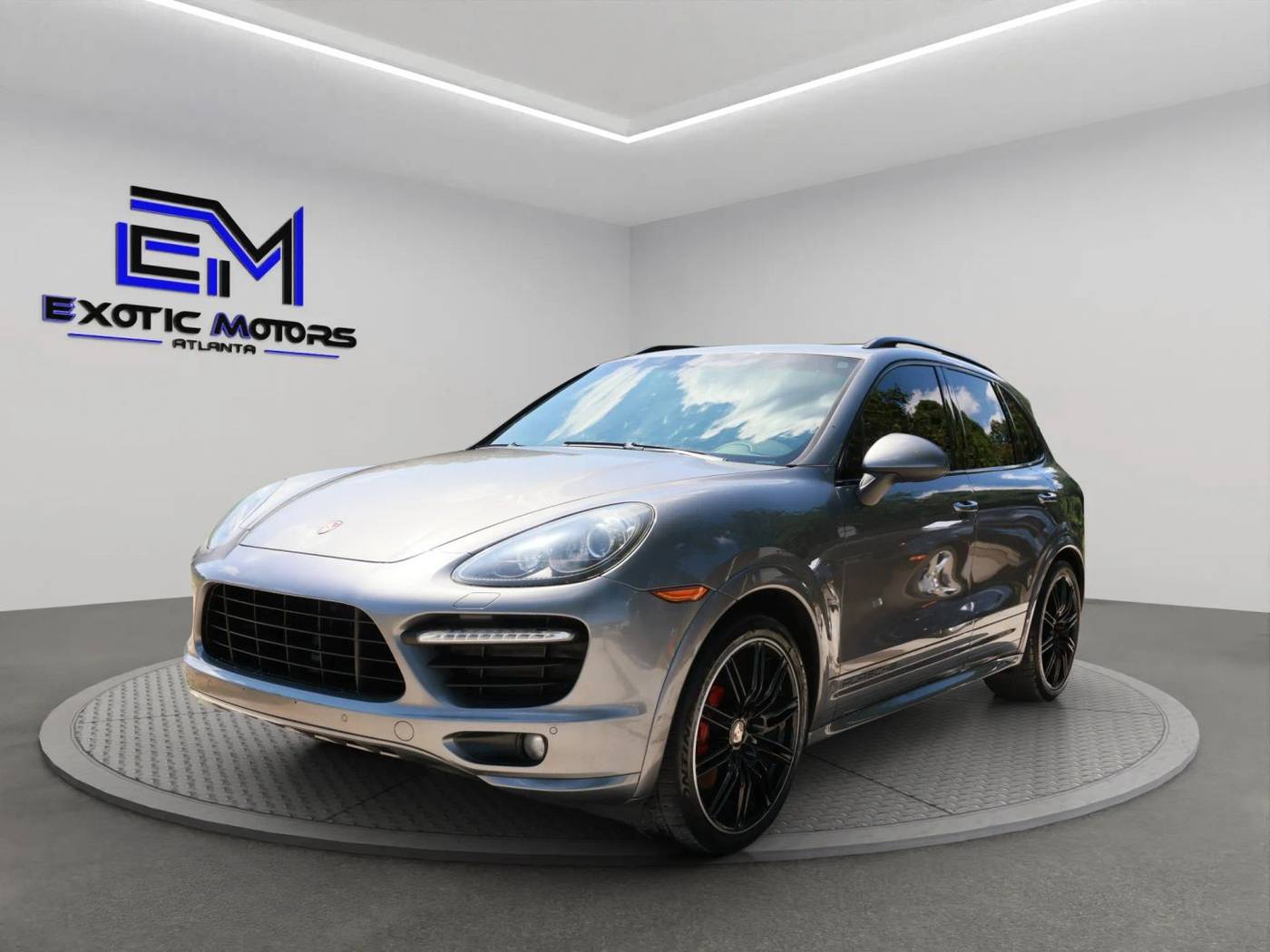 2013 Porsche Cayenne GTS