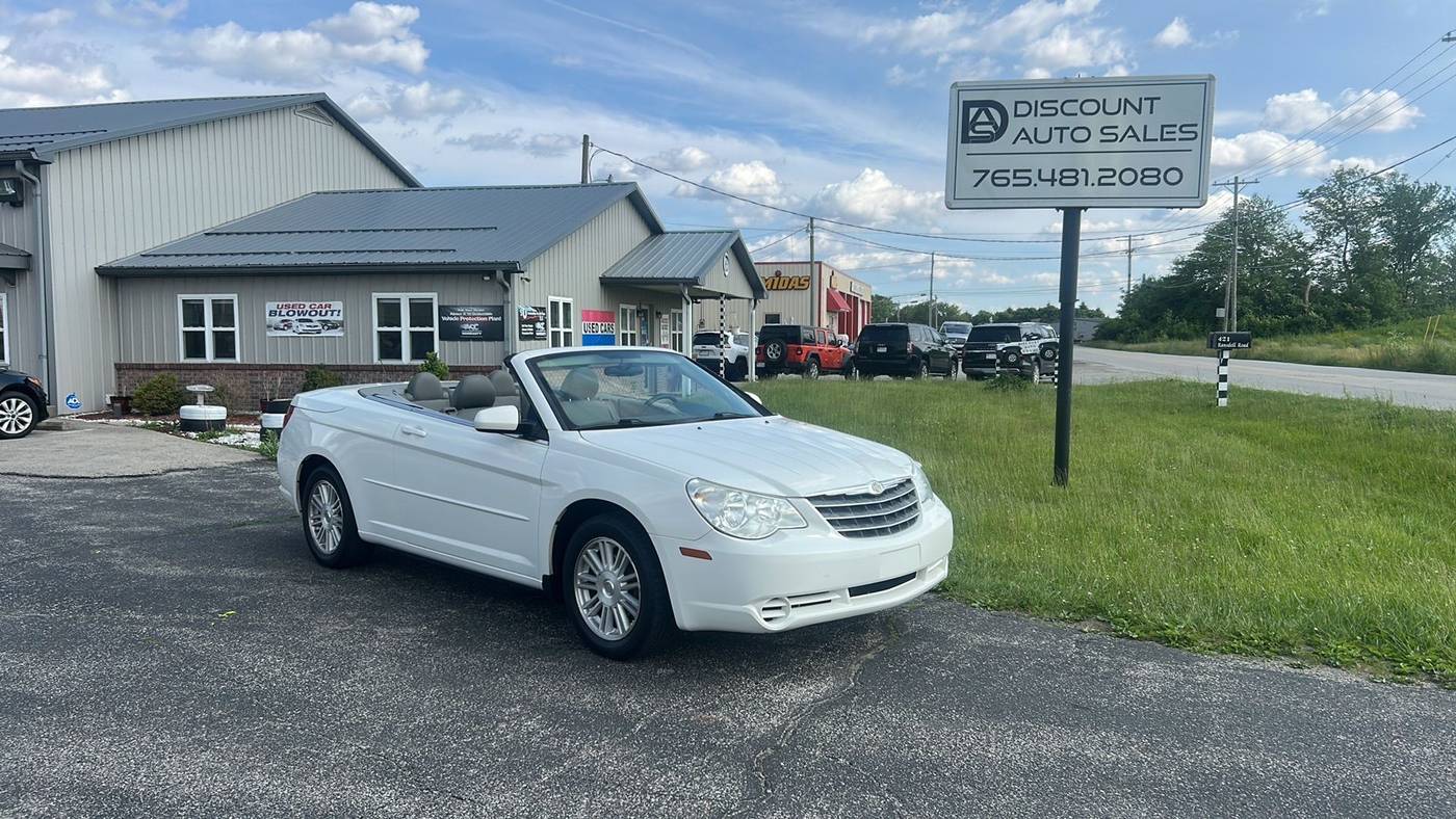 2008 Chrysler Sebring Touring — Convertible — 130,013 mi — Lebanon, IN