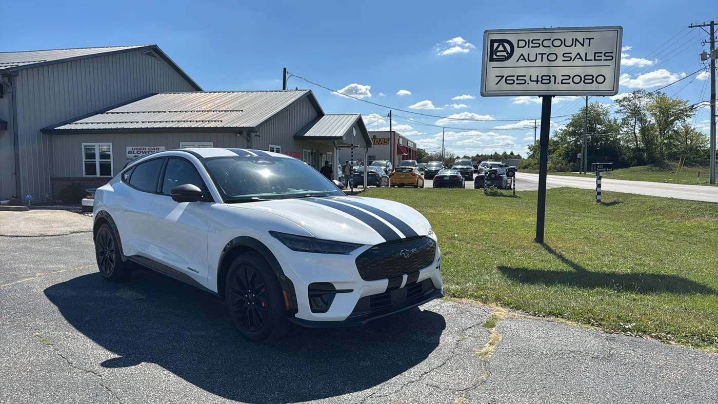 2025 Ford Mustang Mach-E Premium — SUV — 185 mi — Lebanon, IN