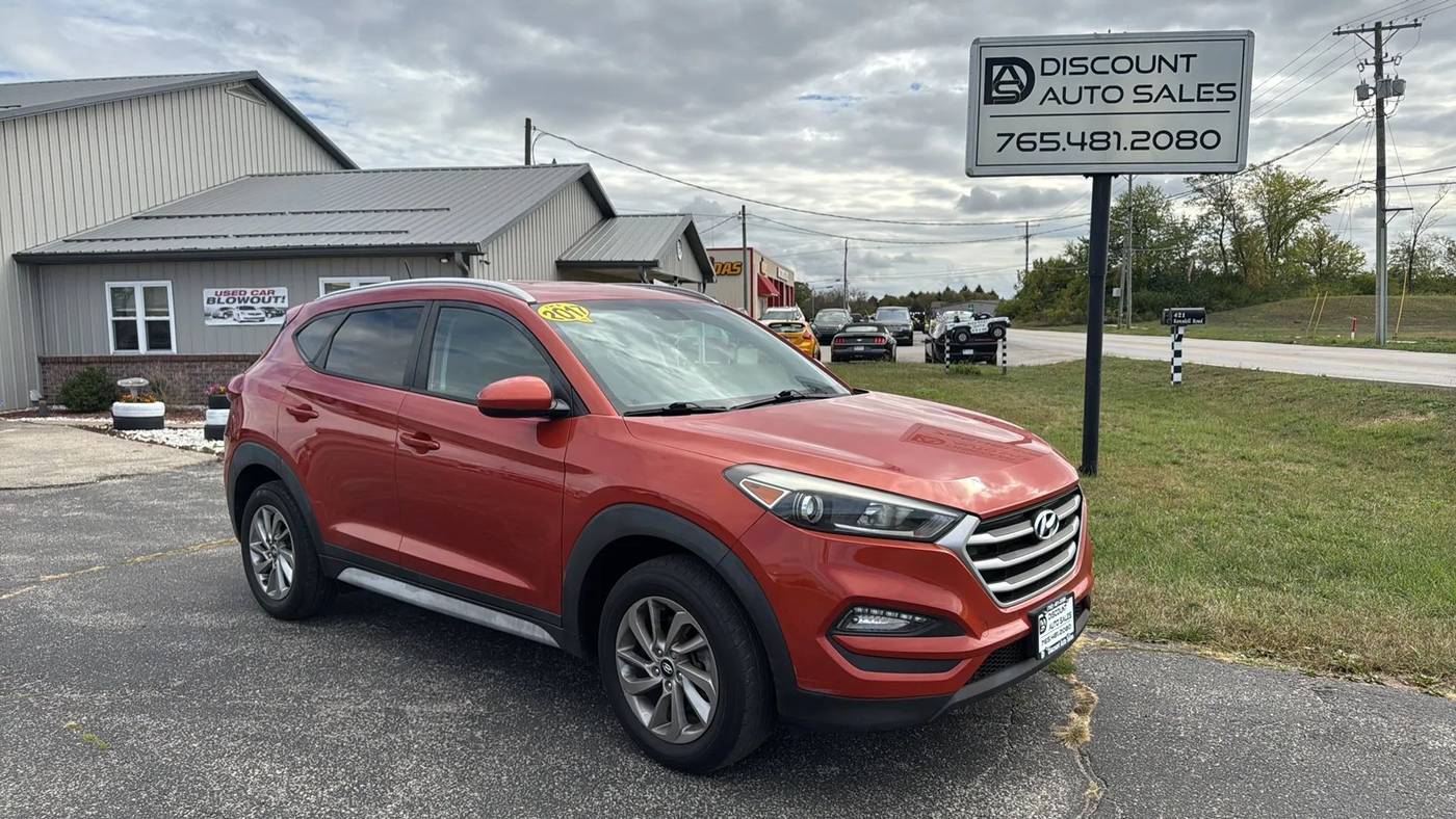 2017 Hyundai Tucson SE — SUV — 83,357 mi — Lebanon, IN