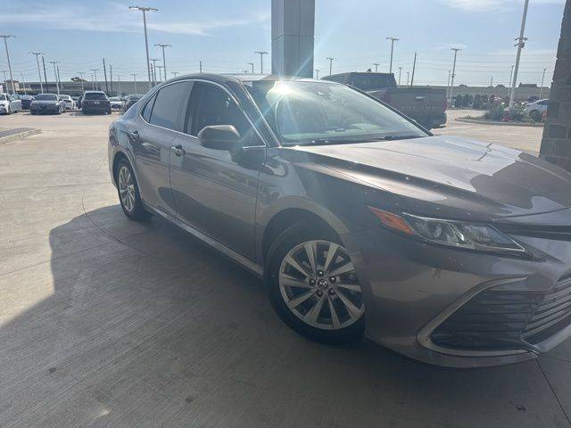 2021 Toyota Camry LE — Sedan — 92,849 mi — Manvel, TX