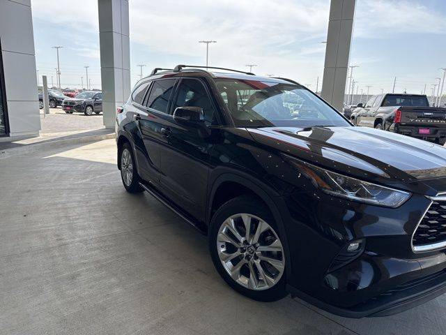 2021 Toyota Highlander Limited — SUV — 53,095 mi — Manvel, TX