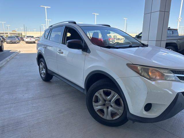2015 Toyota RAV4 LE — SUV — 140,697 mi — Manvel, TX