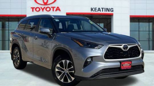 2023 Toyota Highlander XLE — SUV — 22,135 mi — Manvel, TX