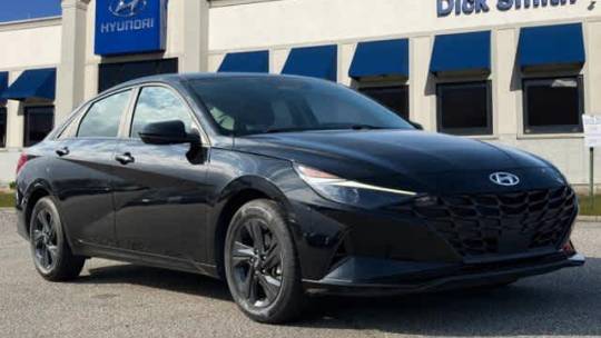 2022 Hyundai Elantra SEL — Sedan — 29,892 mi — Greenville, SC
