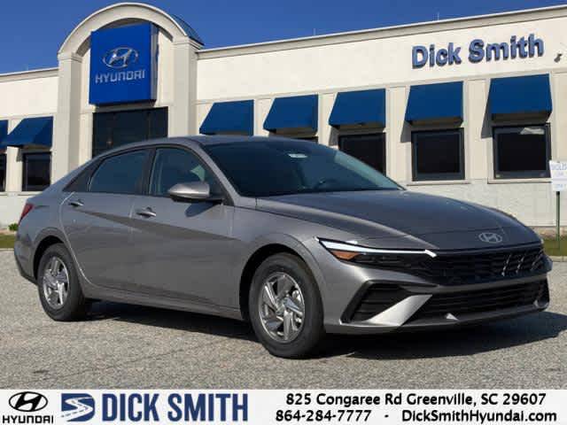 2025 Hyundai Elantra SE — Sedan — 6,165 mi — Greenville, SC