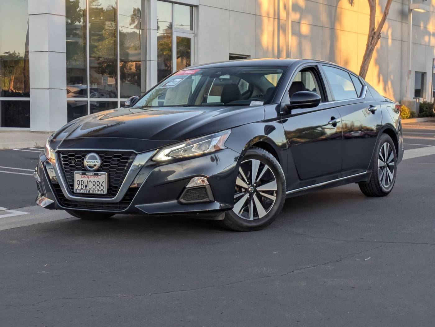 2022 Nissan Altima SV — Sedan — 49,355 mi — Poway, CA