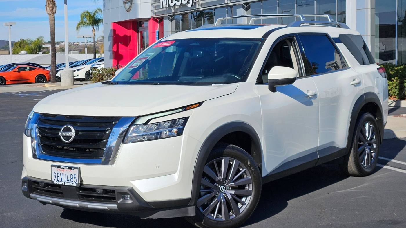 2022 Nissan Pathfinder SL — SUV — 33,605 mi — Poway, CA