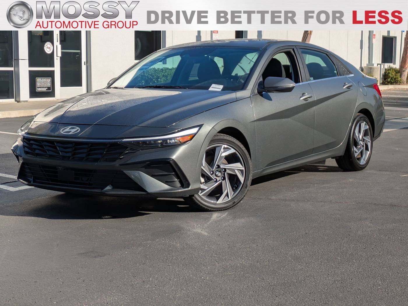 2024 Hyundai Elantra Hybrid Limited — Sedan — 27 mi — Poway, CA