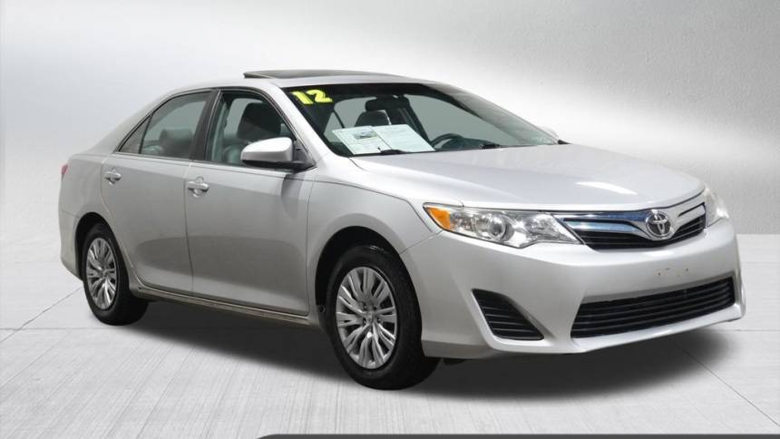 2012 Toyota Camry LE — Sedan — 138,602 mi — Boardman, OH