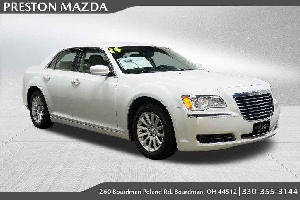 2014 Chrysler 300 Base — Sedan — 91,554 mi — Boardman, OH