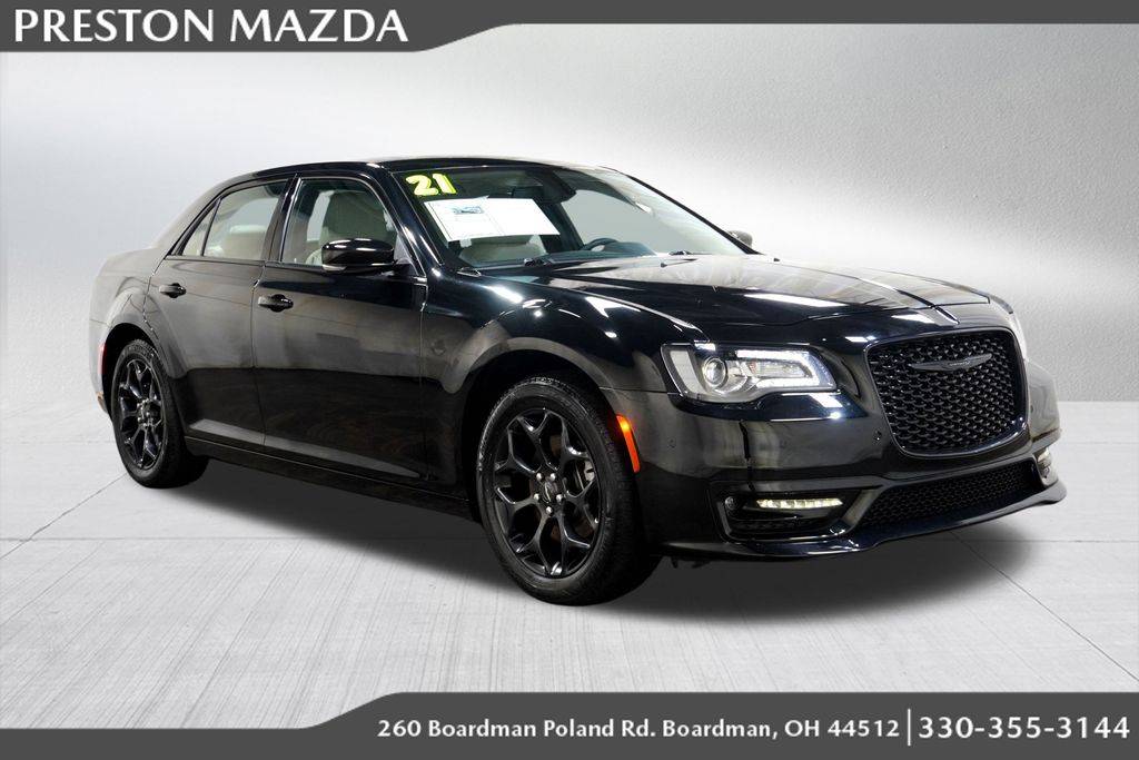 2021 Chrysler 300 Touring L — Sedan — 44,133 mi — Boardman, OH