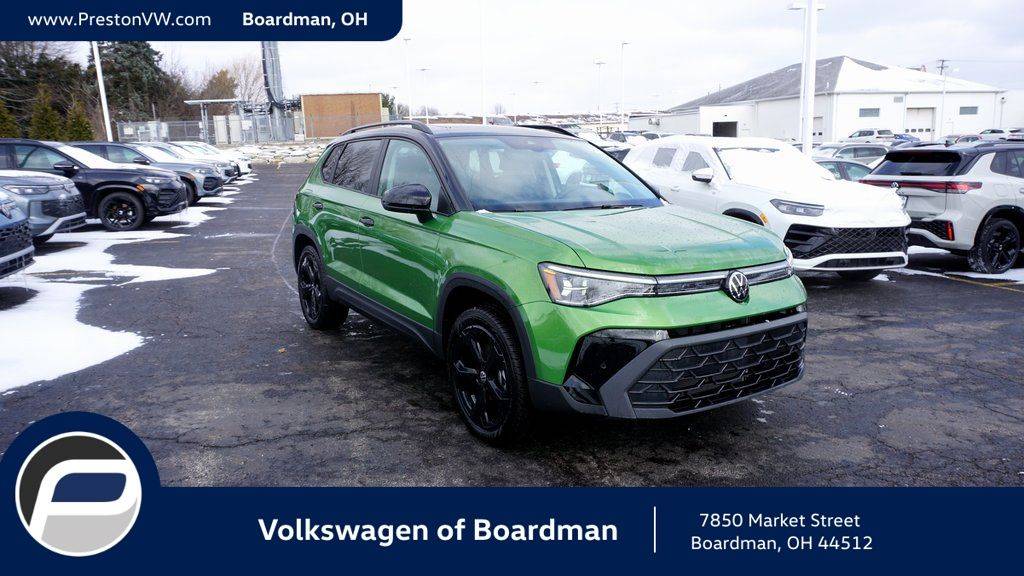 2026 Volkswagen Taos SE Black 4Motion