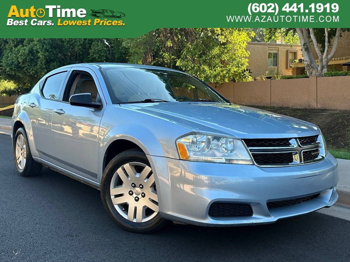 2013 Dodge Avenger SE — Sedan — 106,481 mi — Phoenix, AZ