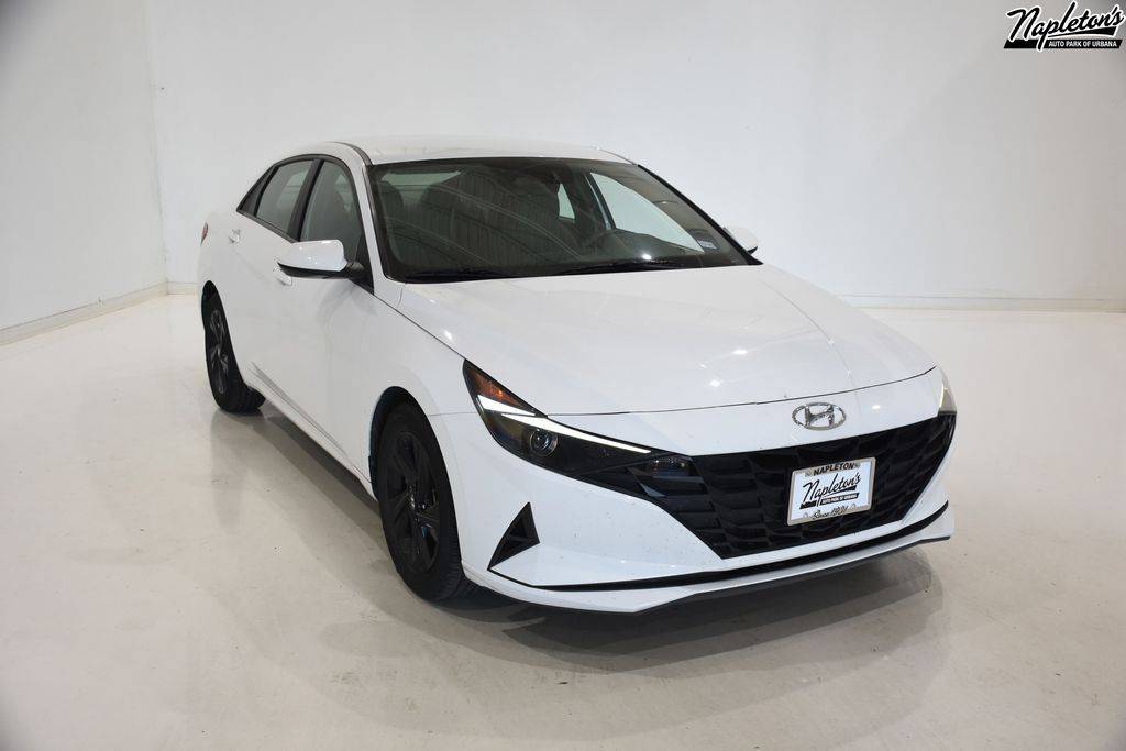 2023 Hyundai Elantra SEL — Sedan — 65,284 mi — Urbana, IL