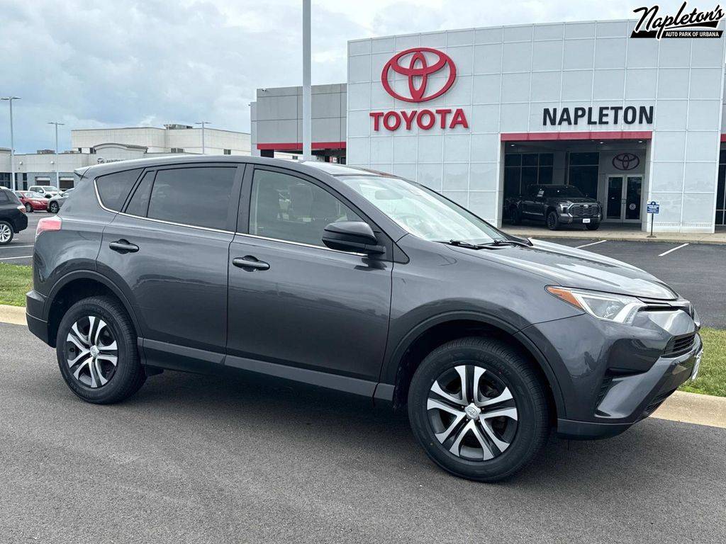 2018 Toyota RAV4 LE — SUV — 19,740 mi — Urbana, IL
