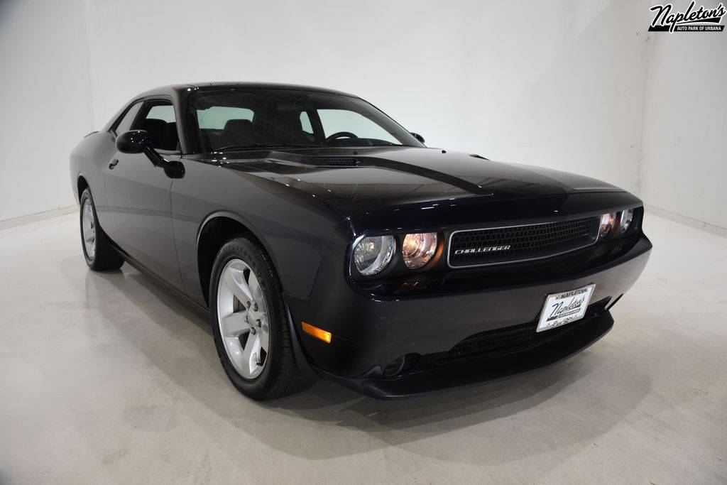 2012 Dodge Challenger SXT — Coupe — 39,428 mi — Urbana, IL
