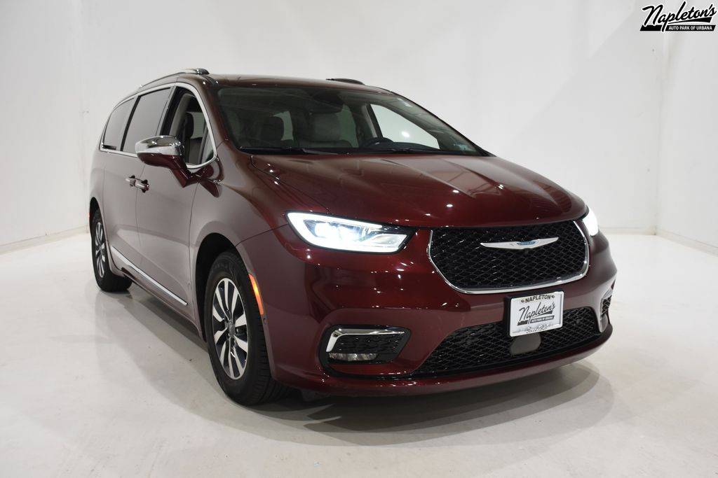 2021 Chrysler Pacifica Hybrid Limited — Minivan — 46,709 mi — Urbana, IL