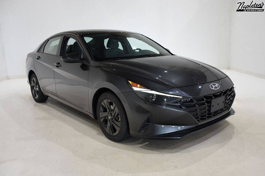 2023 Hyundai Elantra SEL — Sedan — 66,050 mi — Urbana, IL