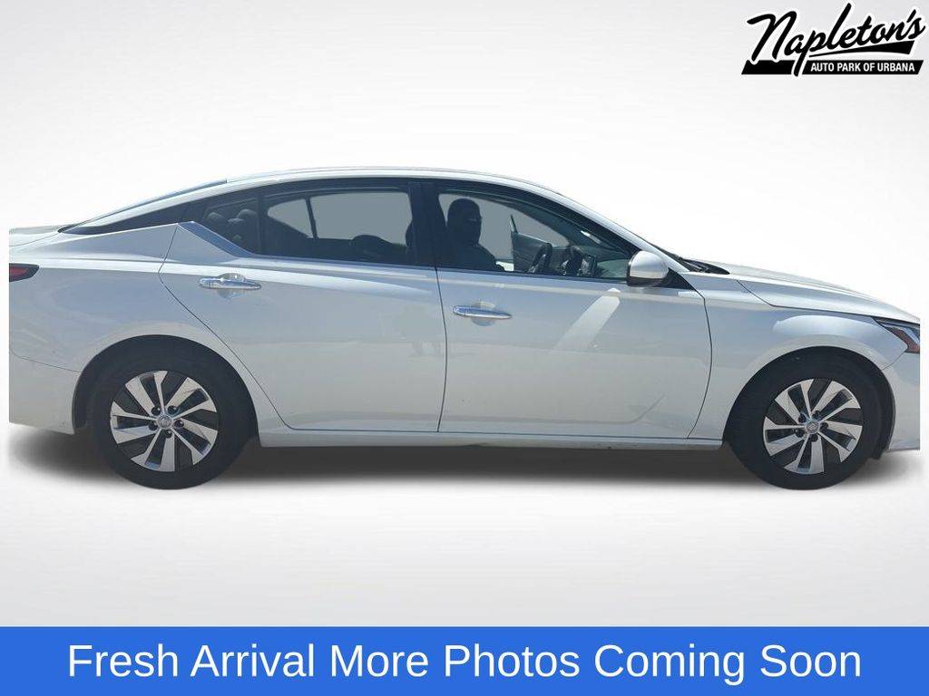 2019 Nissan Altima S — Sedan — 100,486 mi — Urbana, IL