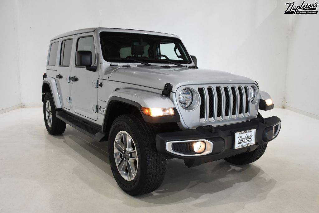 2022 Jeep Wrangler Sahara — SUV — 17,638 mi — Urbana, IL