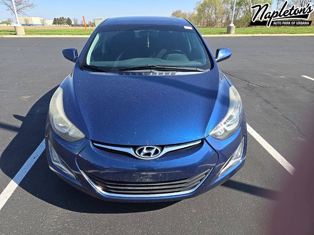 2015 Hyundai Elantra SE — Sedan — 135,958 mi — Urbana, IL