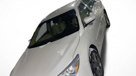 2015 Toyota Camry XLE — Sedan — 93,001 mi — Urbana, IL