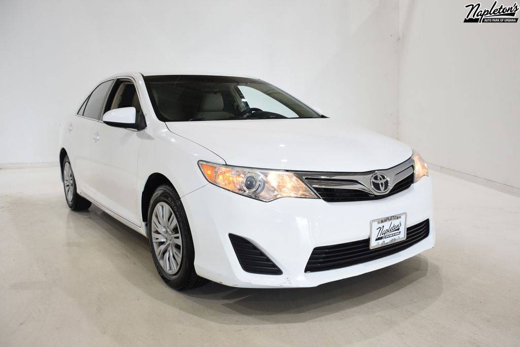 2012 Toyota Camry LE — Sedan — 101,734 mi — Urbana, IL
