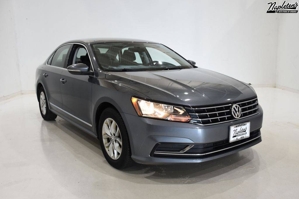 2017 Volkswagen Passat 1.8T S — Sedan — 127,208 mi — Urbana, IL