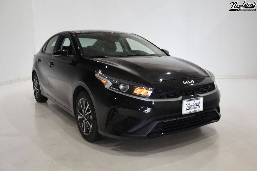 2022 Kia Forte LXS — Sedan — 57,059 mi — Urbana, IL