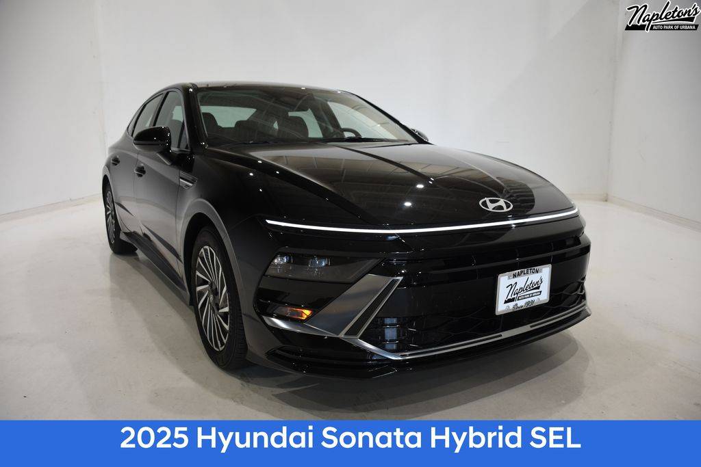 2025 Hyundai Sonata Hybrid SEL — Sedan — 10,644 mi — Urbana, IL