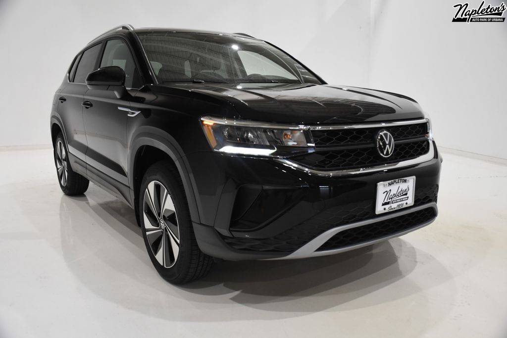 2024 Volkswagen Taos SE — SUV — 3,540 mi — Urbana, IL