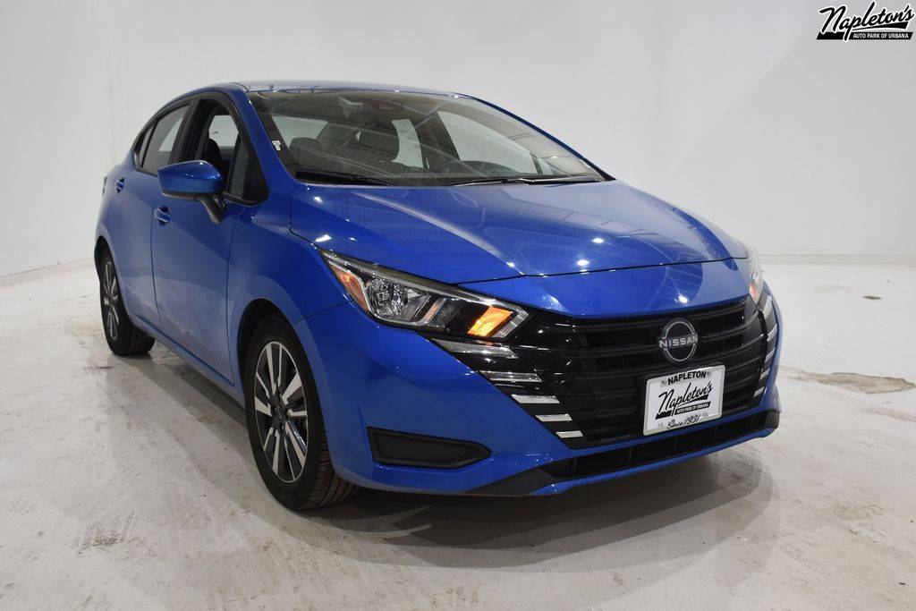 2023 Nissan Versa SV — Sedan — 53,986 mi — Urbana, IL