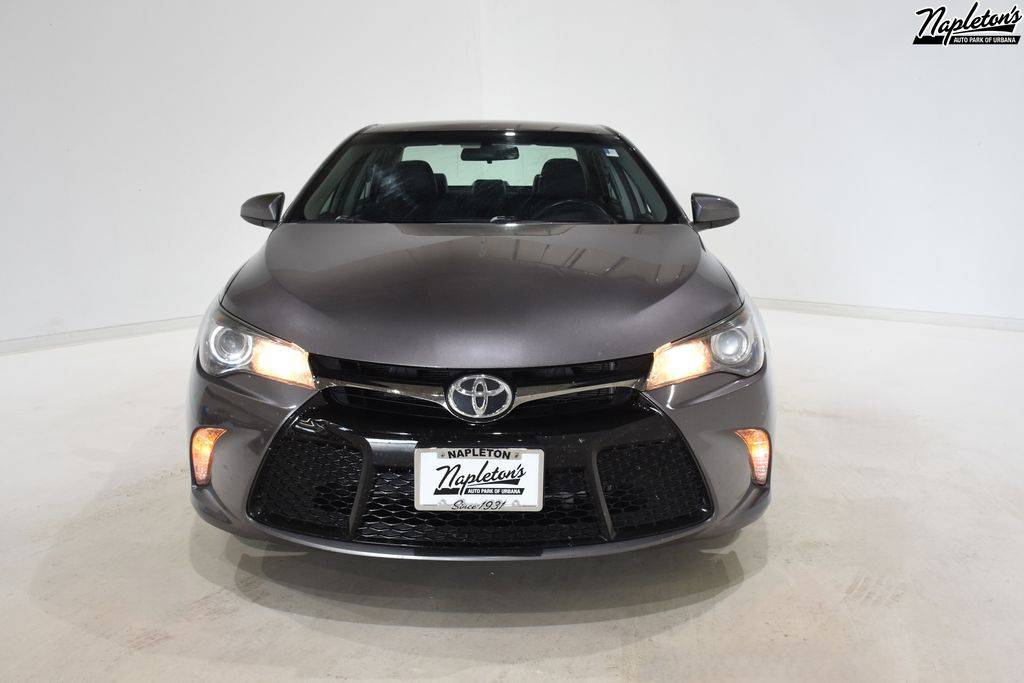 2017 Toyota Camry SE — Sedan — 103,949 mi — Urbana, IL